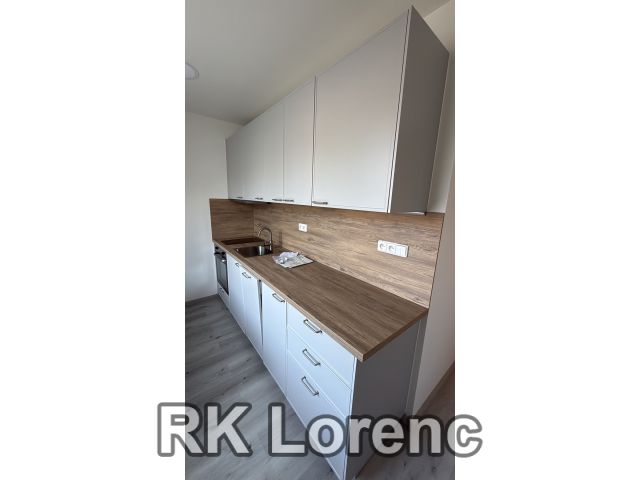                         Pronájem bytu 2+1&nbsp;s&nbsp;balkónem na&nbsp;ul.Fryčajova - Obřany                      