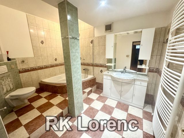                         Pronájem bytu 3+1&nbsp;na&nbsp;ul. Brněnská s&nbsp;parkovacím stáním v&nbsp;Modřicích                      