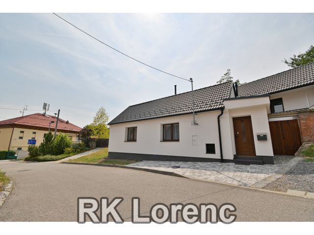                         Prodej luxusního, kompletně zařízeného RD&nbsp;se&nbsp;stylovou klubovnou a&nbsp;dvorem - Olšany u&nbsp;Vyškova                      